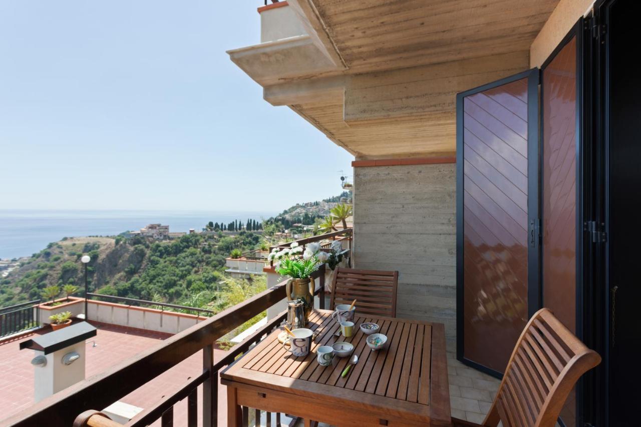 Taormina Panoramic Seaview Apartment Exterior photo